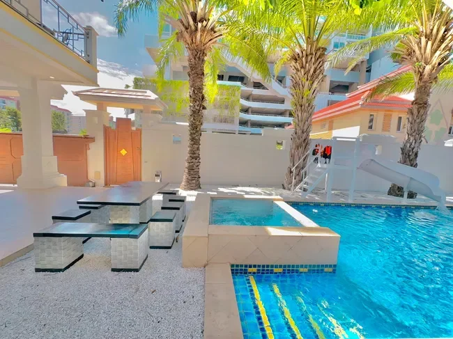 Magnolia Beach Pool Villa Pattaya