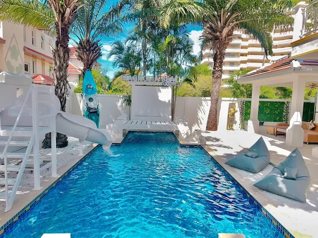 Magnolia Beach Pool Villa Pattaya